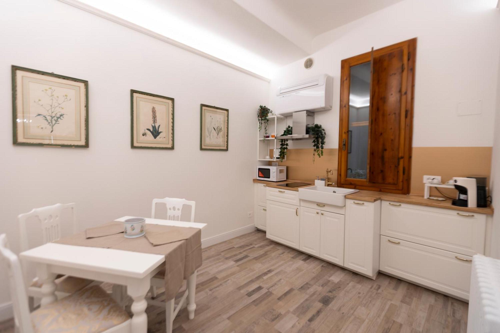 Lc41 Suites Florenz Exterior foto