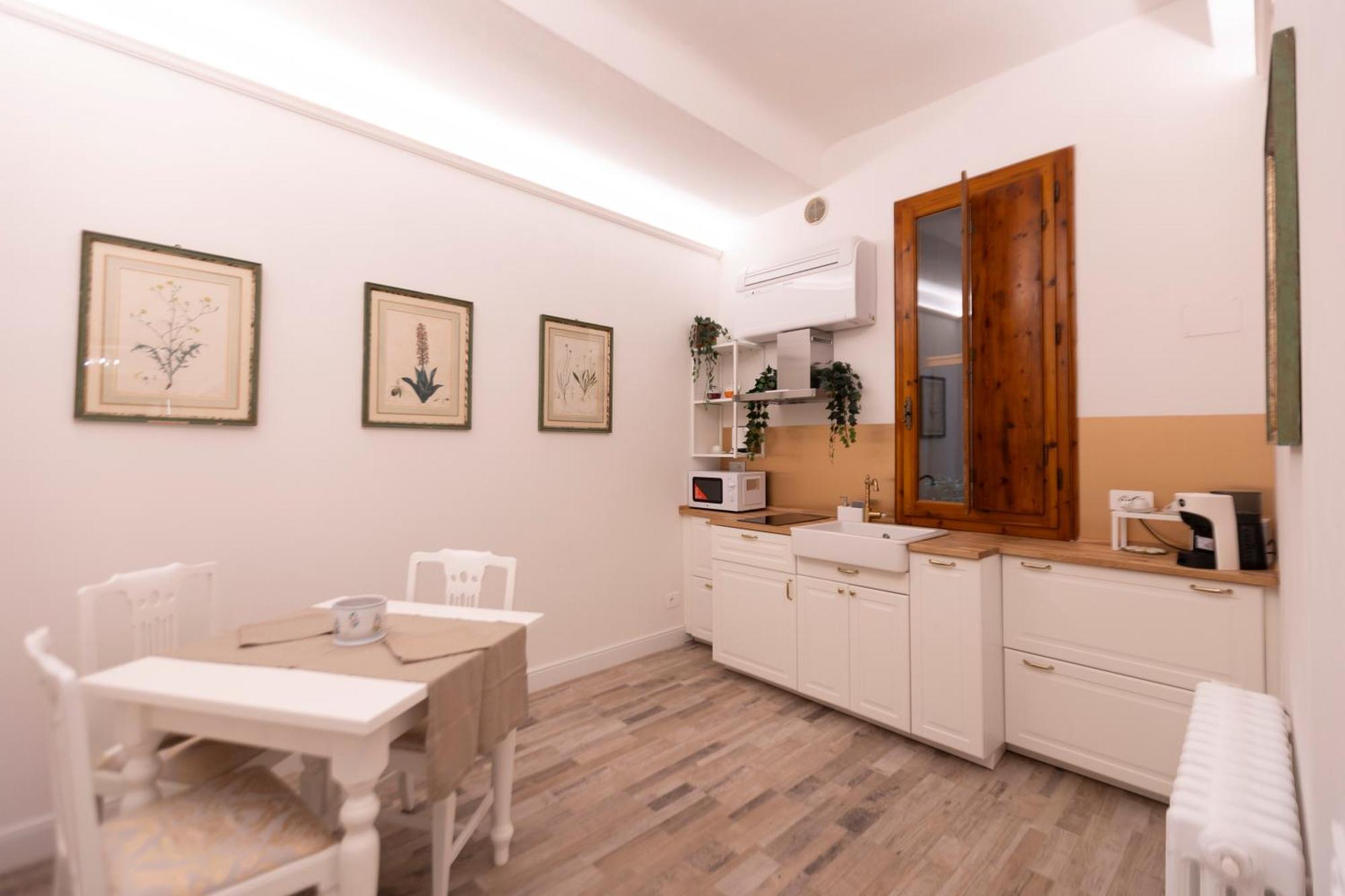 Lc41 Suites Florenz Exterior foto